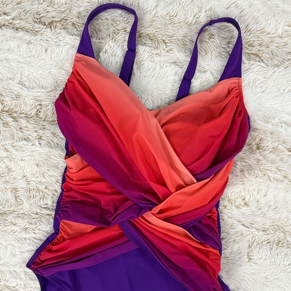 Gottex Rainbow Goddess Shirred Ombre One-Piece Swimsuit Size 12 - Picture 4 of 10
